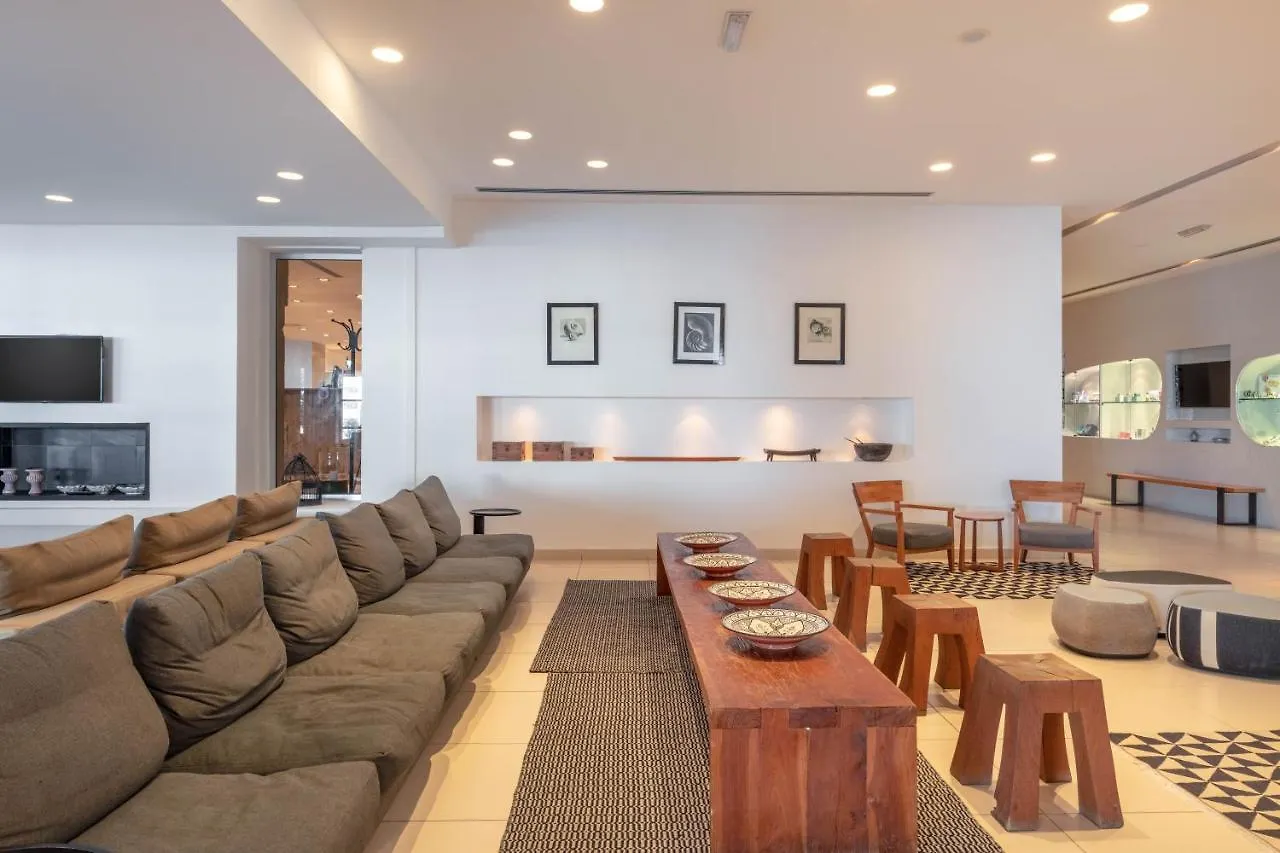 Napa Mermaid Hotel & Suites アヤナパ